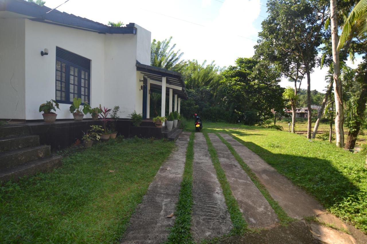 Henas Knuckes View Bungalow Hotel Matale Exterior photo